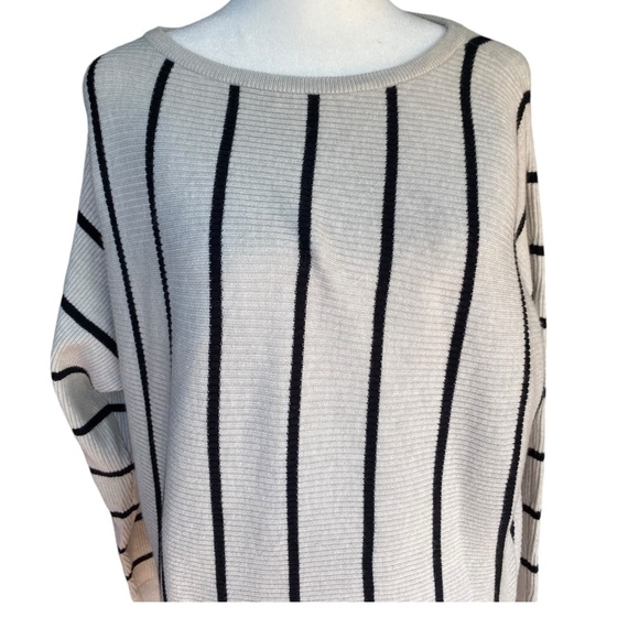 PHOLOSOPHY Republic Clothing Women’s Blue/Cream Striped Pull-over Sweater Sz XS - Picture 5 of 13